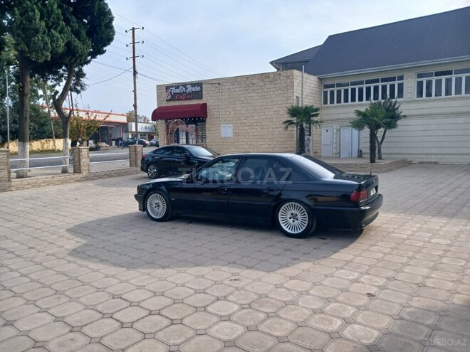 BMW 735 1996, 530,000 km - 3.5 l - Lənkəran