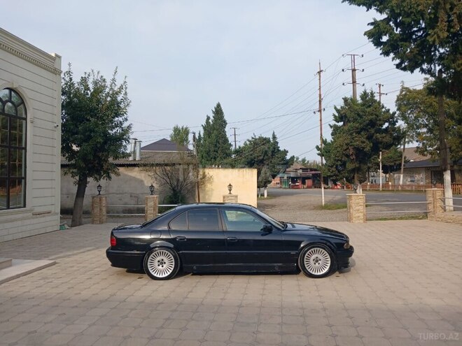 BMW 735 1996, 530,000 km - 3.5 l - Lənkəran