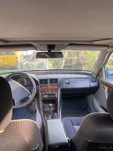 Mercedes C 200 1994, 393,467 km - 2.0 l - Bakı