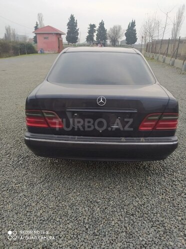 Mercedes E 270 2000, 345,000 km - 2.7 l - Lənkəran