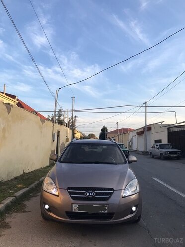 Kia Ceed 2008, 300,000 km - 1.6 л - Bakı
