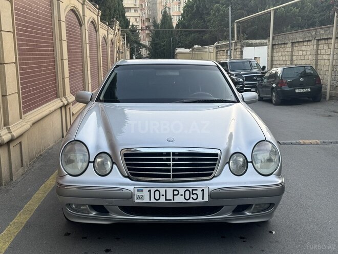 Mercedes E 240 2001, 280,000 km - 2.4 l - Bakı