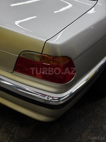 BMW 728 2000, 365,408 km - 2.8 л - Bakı