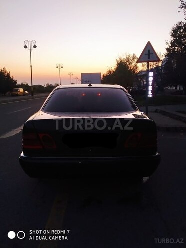 Mercedes E 220 d 1998, 270,000 km - 2.2 l - Qəbələ