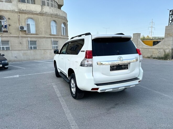 Toyota Land Cruiser Prado 2010, 175,000 km - 2.7 l - Lənkəran