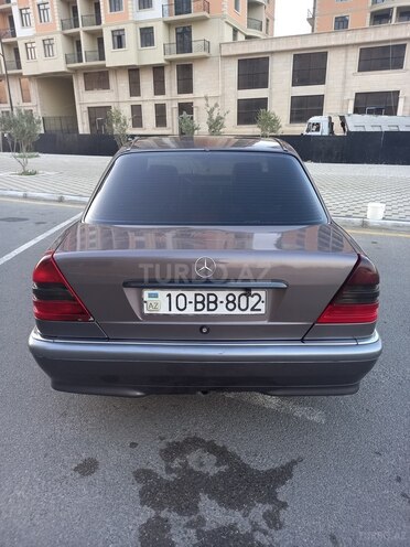 Mercedes C 220 d 1997, 427,000 km - 2.2 l - Sumqayıt