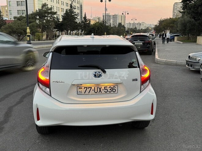 Toyota Aqua 2017, 43,000 km - 1.5 l - Bakı