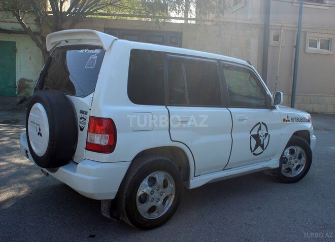 Mitsubishi Pajero io 2000, 320,000 km - 1.8 л - Bakı
