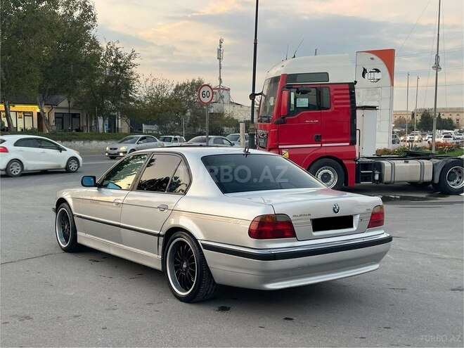 BMW 730 1999, 299,000 km - 3.0 l - Bakı