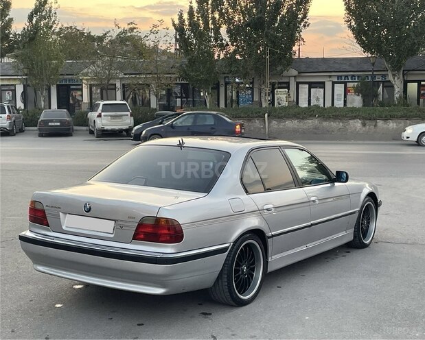 BMW 730 1999, 299,000 km - 3.0 l - Bakı
