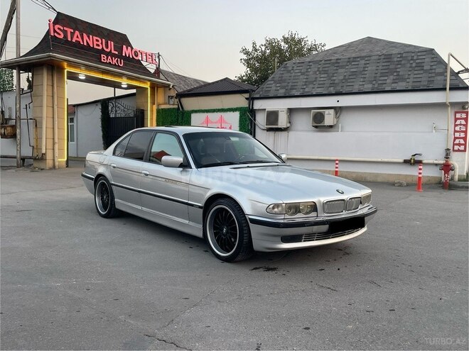 BMW 730 1999, 299,000 km - 3.0 l - Bakı