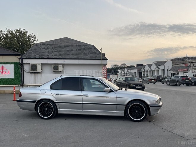 BMW 730 1999, 299,000 km - 3.0 l - Bakı