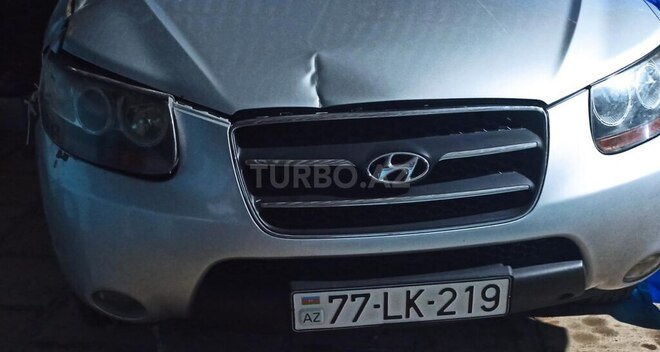 Hyundai Santa Fe 2009, 855,555 km - 2.0 l - Salyan