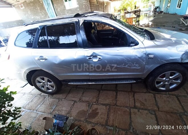 Hyundai Santa Fe 2009, 855,555 km - 2.0 l - Salyan