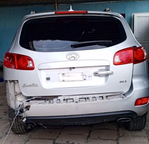 Hyundai Santa Fe 2009, 855,555 km - 2.0 l - Salyan