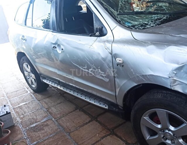 Hyundai Santa Fe 2009, 855,555 km - 2.0 l - Salyan