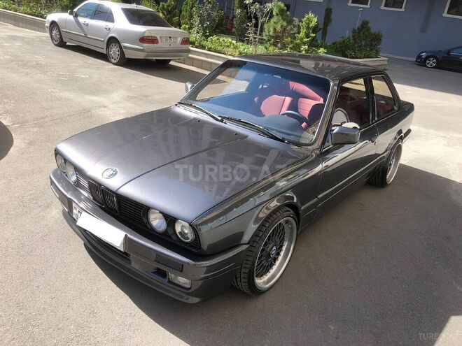 BMW 318-3