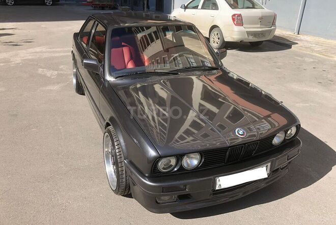 BMW 318-4