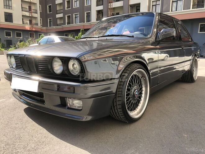 BMW 318-6