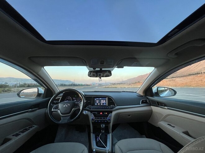 Hyundai Elantra 2018, 144,000 km - 2.0 l - Bakı