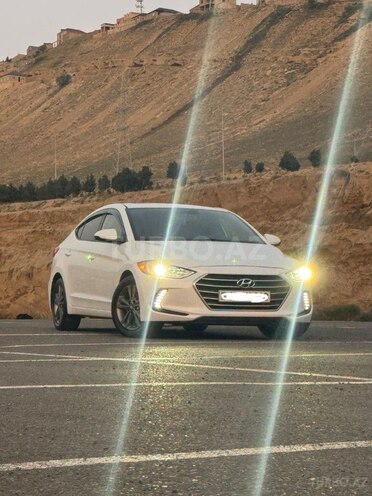 Hyundai Elantra 2018, 144,000 km - 2.0 l - Bakı