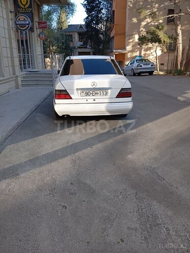 Mercedes E 220 1994, 550,000 km - 2.2 l - Bakı