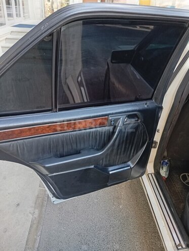 Mercedes E 220 1994, 550,000 km - 2.2 l - Bakı