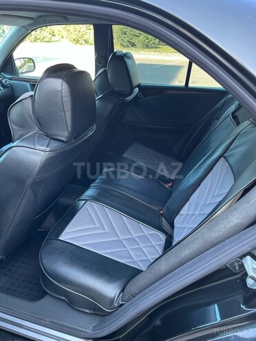Mercedes E 220 d 2000, 440,000 km - 2.2 л - Ağdaş