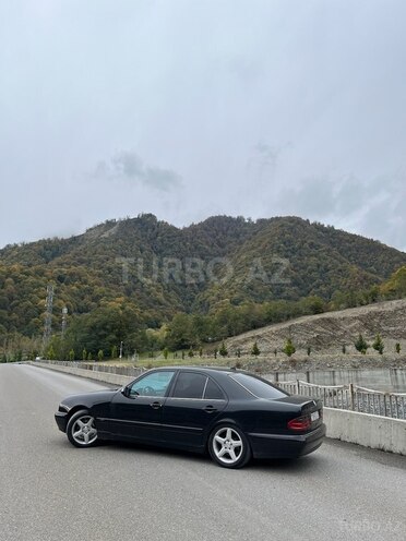 Mercedes E 220 d 2000, 440,000 km - 2.2 л - Ağdaş