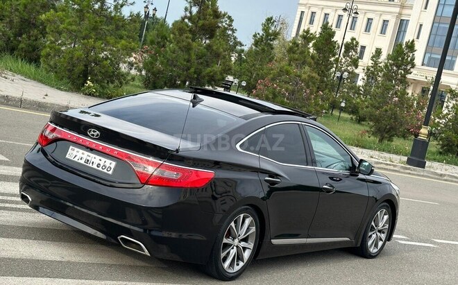 Hyundai Grandeur 2015, 220,000 km - 2.2 л - Bakı