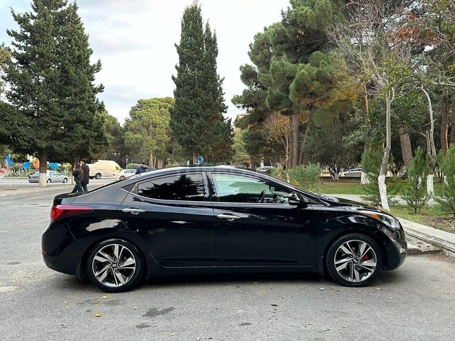 Hyundai Elantra 2015, 187,000 km - 1.8 л - Sumqayıt
