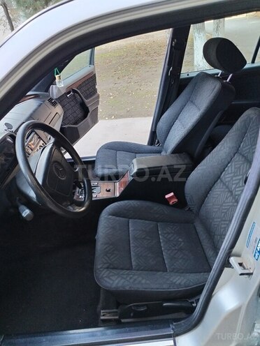 Mercedes C 200 1995, 350,000 km - 2.0 л - Sumqayıt