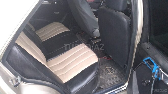 Mercedes E 200 d 1986, 350,000 km - 2.0 l - Bakı