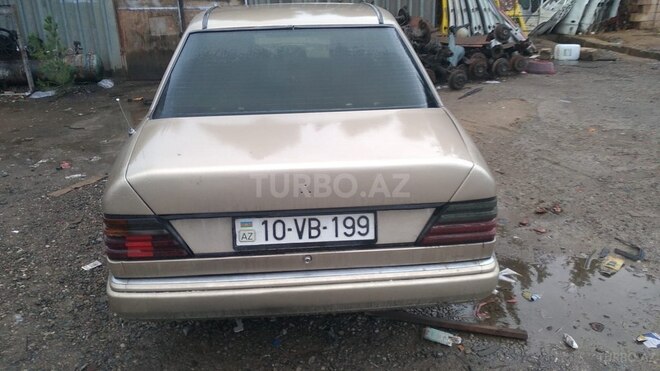 Mercedes E 200 d 1986, 350,000 km - 2.0 l - Bakı