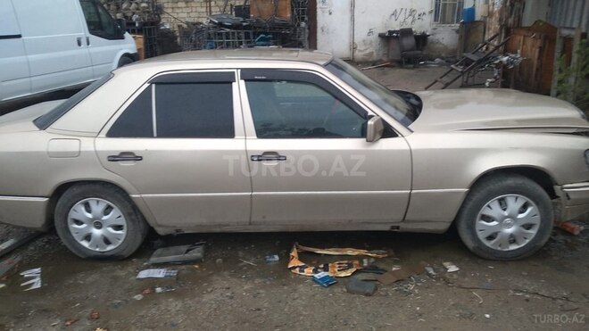 Mercedes E 200 d 1986, 350,000 km - 2.0 l - Bakı