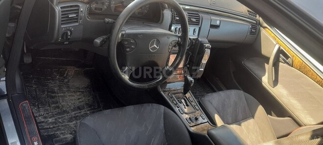 Mercedes E 220 d 2000, 222,220 km - 2.2 l - Bakı