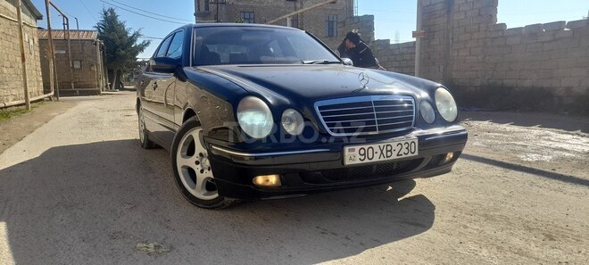 Mercedes E 220 d 2000, 222,220 km - 2.2 l - Bakı