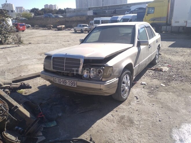 Mercedes E 200 d 1986, 350,000 km - 2.0 l - Bakı