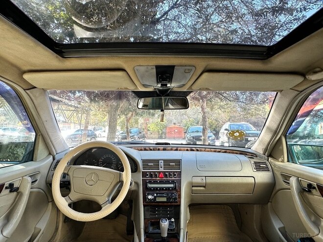 Mercedes C 240 1998, 235,870 km - 2.4 l - Bakı