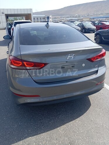 Hyundai Avante 2017, 130,000 km - 1.6 l - Bakı
