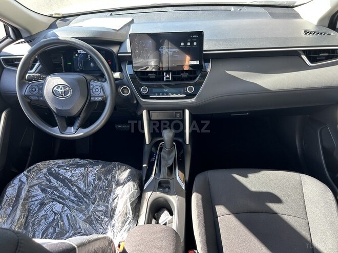 Toyota Corolla Cross 2024, 0 km - 2.0 л - Bakı