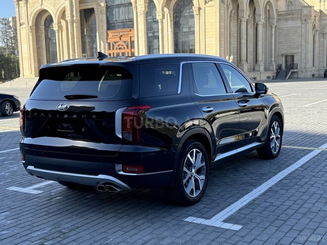 Hyundai Palisade-13
