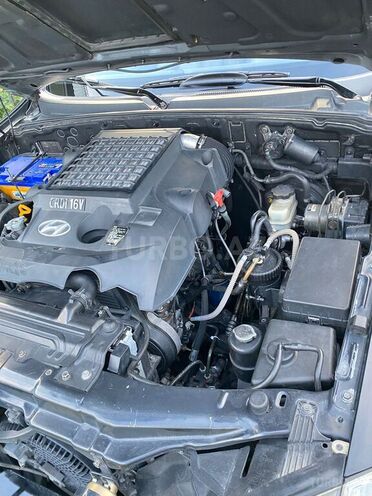 Hyundai Terracan 2005, 240,000 km - 2.9 l - Balakən