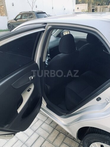 Toyota Corolla 2011, 222,292 km - 1.4 l - Bakı