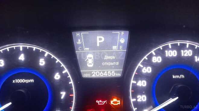 Hyundai Accent 2011, 207,000 km - 1.6 l - Bakı