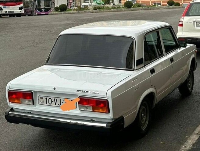 LADA (VAZ) 2107 2009, 86,000 km - 1.6 l - Qazax