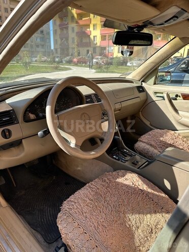 Mercedes C 230 1999, 287,376 km - 2.3 л - Sumqayıt