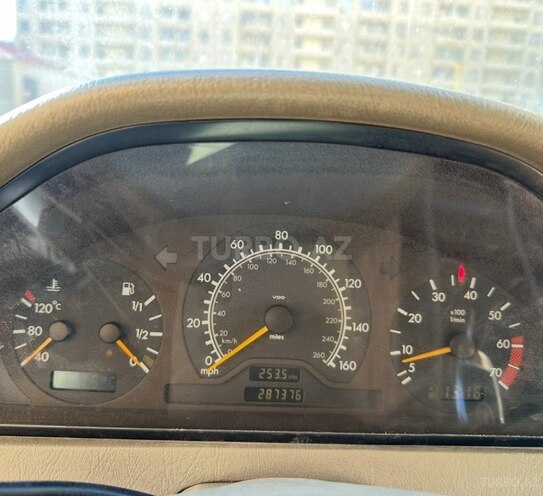 Mercedes C 230 1999, 287,376 km - 2.3 л - Sumqayıt