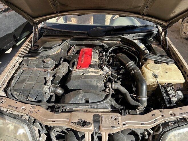 Mercedes C 230 1999, 287,376 km - 2.3 л - Sumqayıt