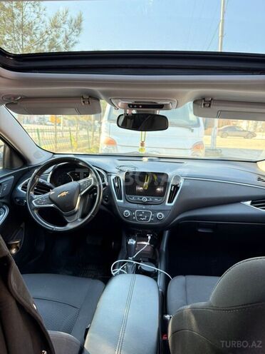 Chevrolet Malibu 2018, 20,000 km - 1.5 l - Şirvan